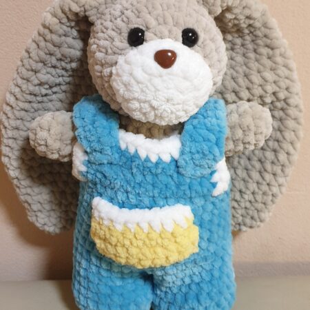 Ръчно изработена играчка зайче