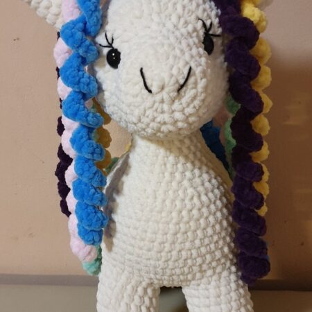 Ръчно изработена играчка еднорог